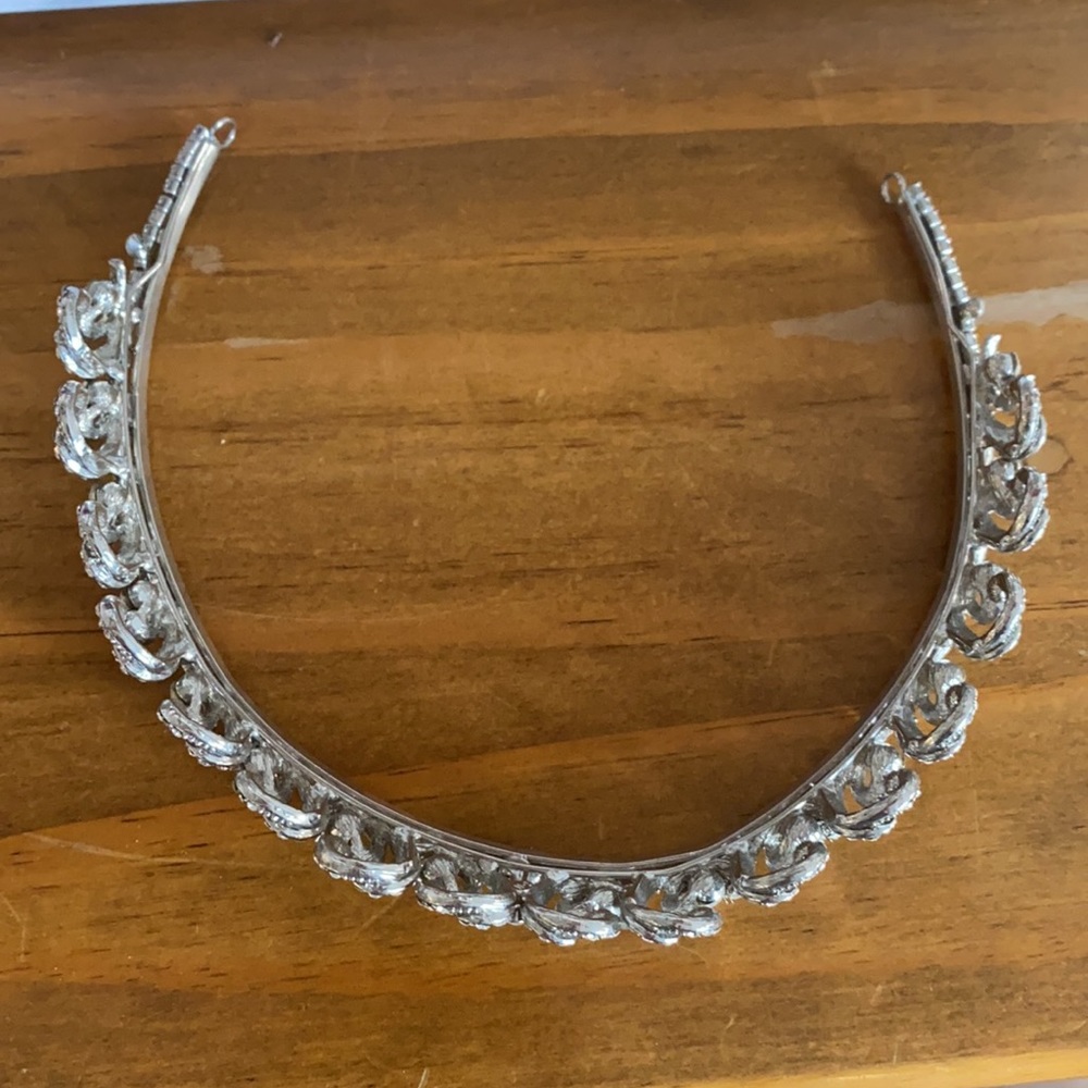 Tiara - Picture 5 of 6